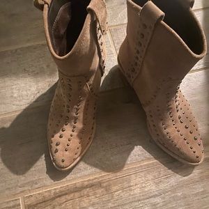 Vince Camuto booties